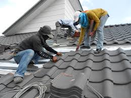 Fast & Reliable Emergency Roof Repairs in Fife Heights, WA